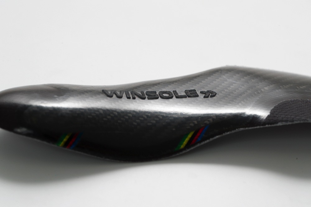 Winsole Customized carbon detail 1